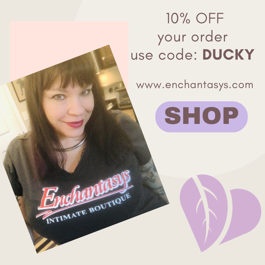 Ducky smailing at the camera, wearing an Enchantasys T shirt text says 10% off with code: DUCKY